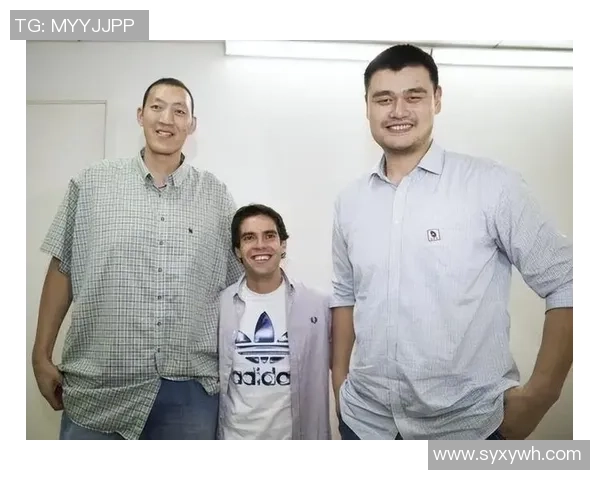 足球与篮球球星身高大比拼揭秘谁才是真正的运动巨人
